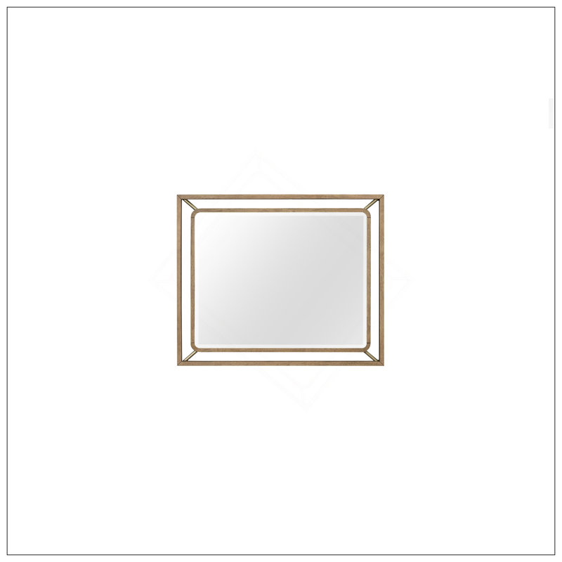 Élégant miroir mural au fini latté avec une fabrication durable, parfait pour rehausser n'importe quelle chambre ou commode.