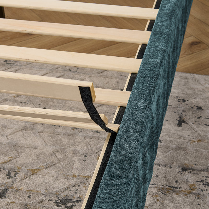 Grand lit plateforme en chenille plissée avec table de chevet bleu vert par RIDGEPOLE, Bleu