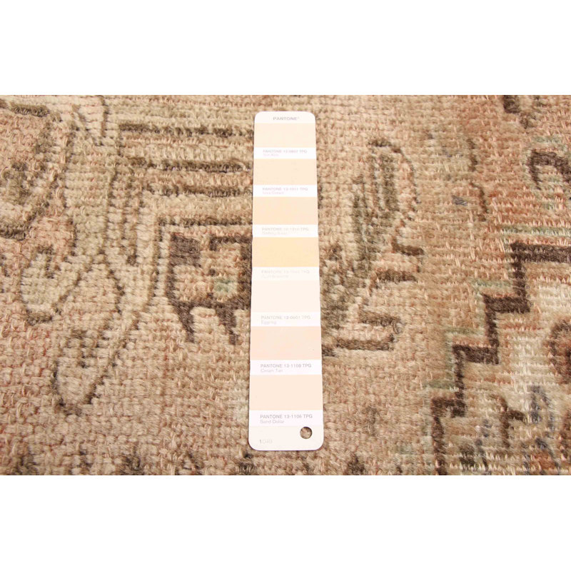Tapis beige Sarabi 7 pi 9 po x 11 pi 3 po