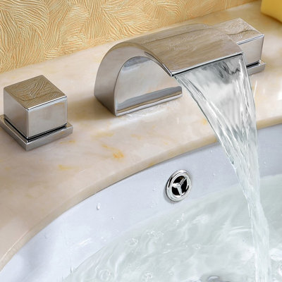 Robinet de salle de bain à large cascade Sumerain