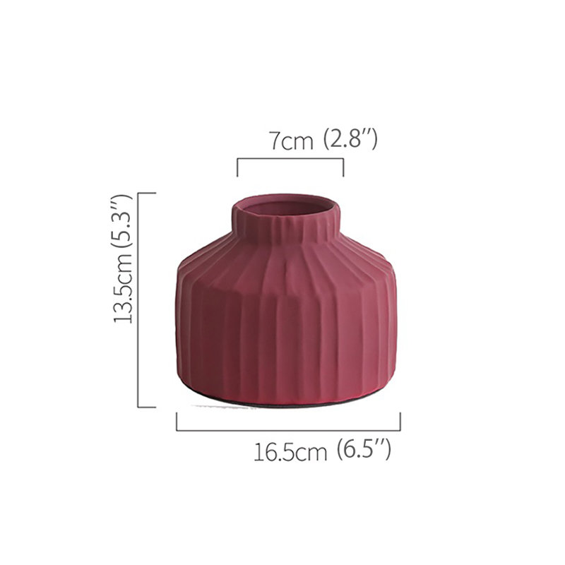 Vase de table en céramique Aviva, H 5,4 po x l 6,6 po x P 6,6 po, Rouge