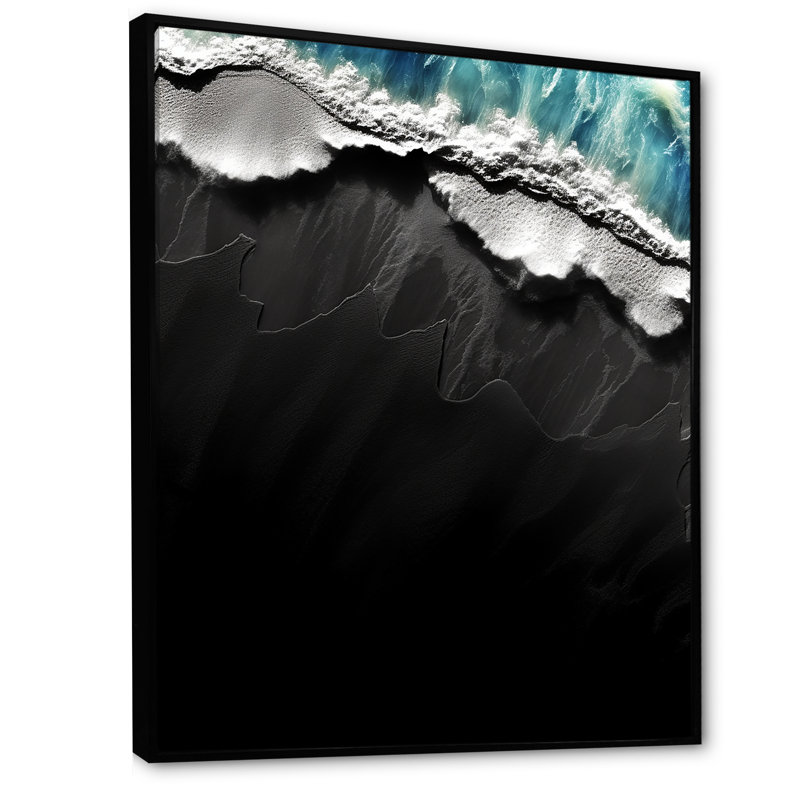 Islande, sable noir, plage, merveilles I - plage, art mural, Cadre flottant noir, H 44 po x l 34 po x P 1,5 po
