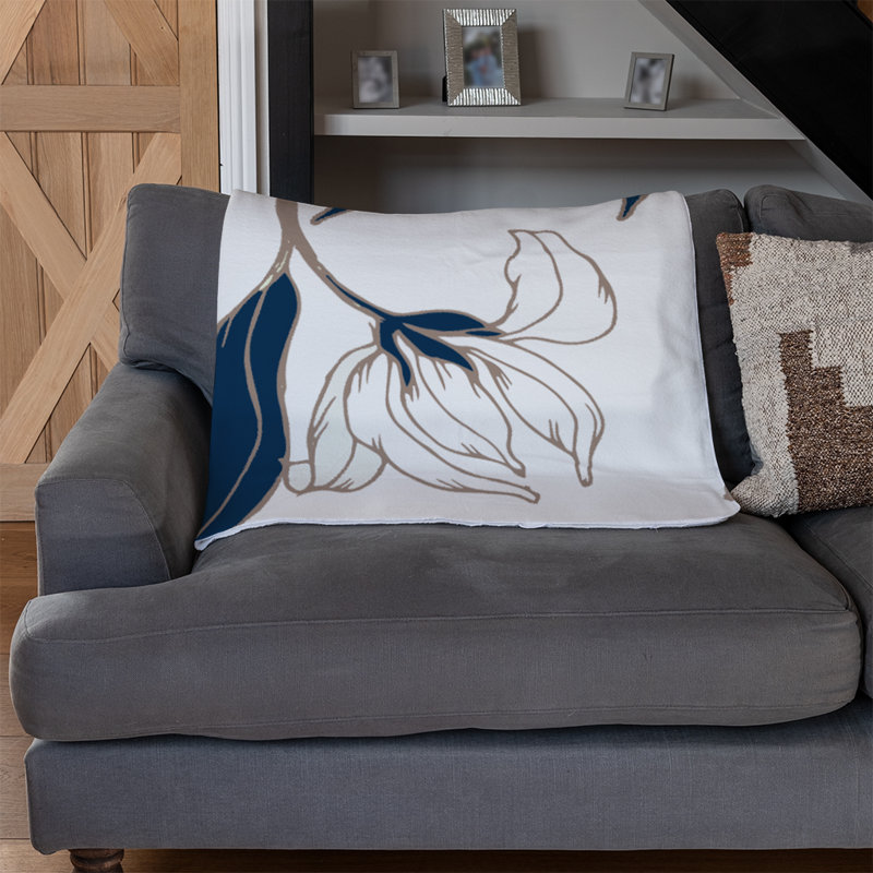 Quirion Quilted Throw Blanket