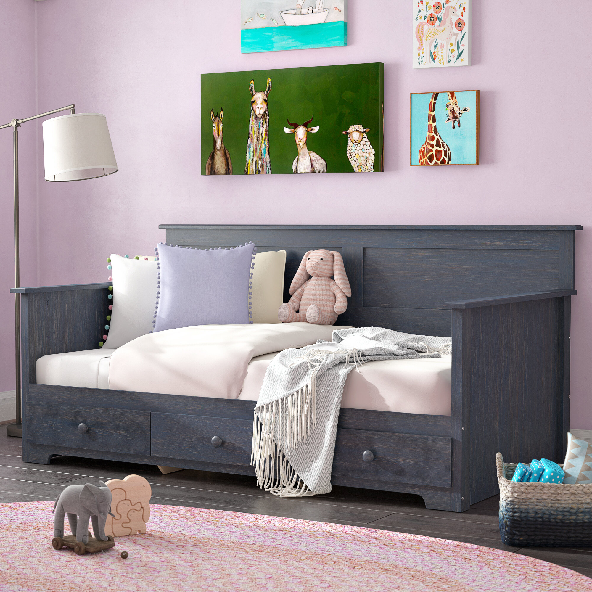 Daybed for children's deals room