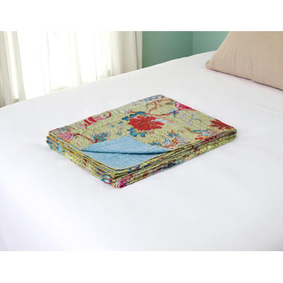 Jeté Kantha en coton à motif floral vert et rouge 50 "X 70"
