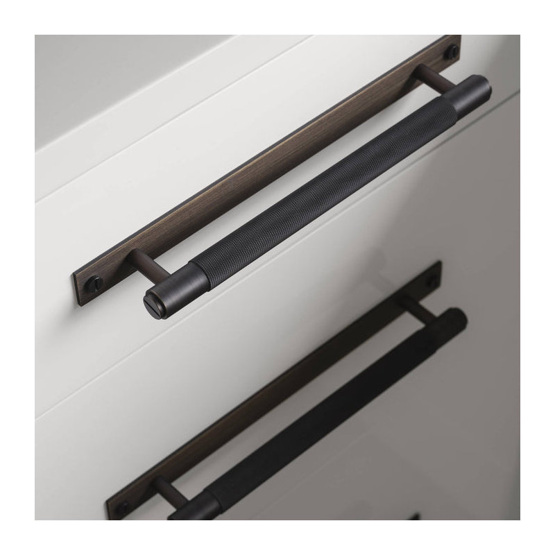 Pull Bar / Plate / Cross, 8 43/50", Smoked Bronze