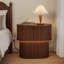 Table de bout cannelée avec lumière DEL et station de charge, table d'appoint ovale Mid-Century avec rangement-857505353