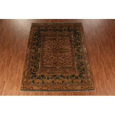 Tapis oriental brun et doré 8 x 10