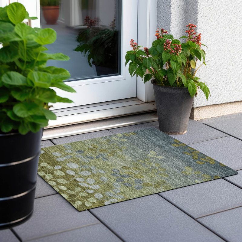 Tapis olive intérieur / extérieur lavable à la machine Xhevrie, Rectangle 1 pi 8 po x 2 pi 6 po