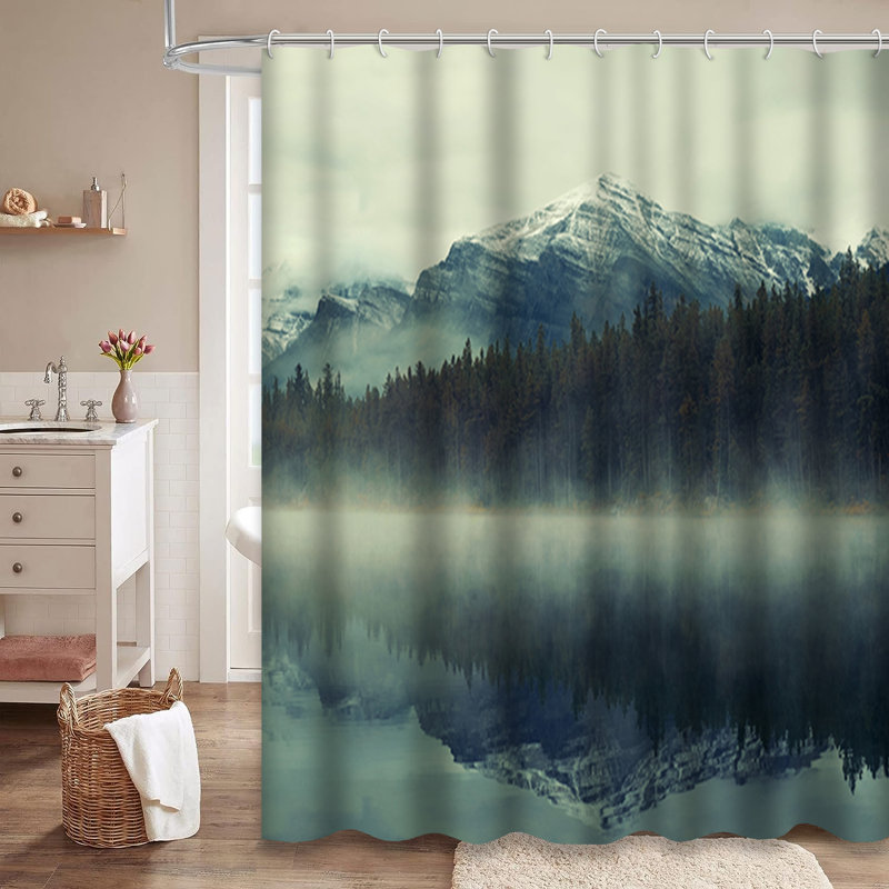 Rideau de douche avec 12 crochets Lake Foggy Morning Forest Canada, L 72 po x l 84 po