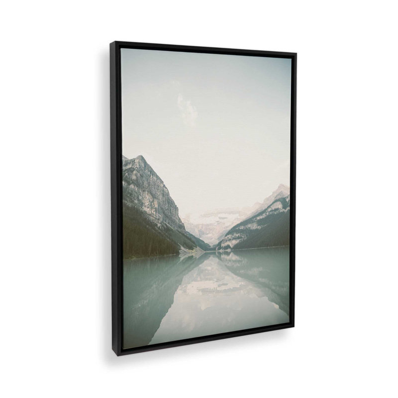Calm Reflections, reproduction sur toile, H 12,75 po x l 8,75 po x P 1,75 po, Cadre flottant noir satiné
