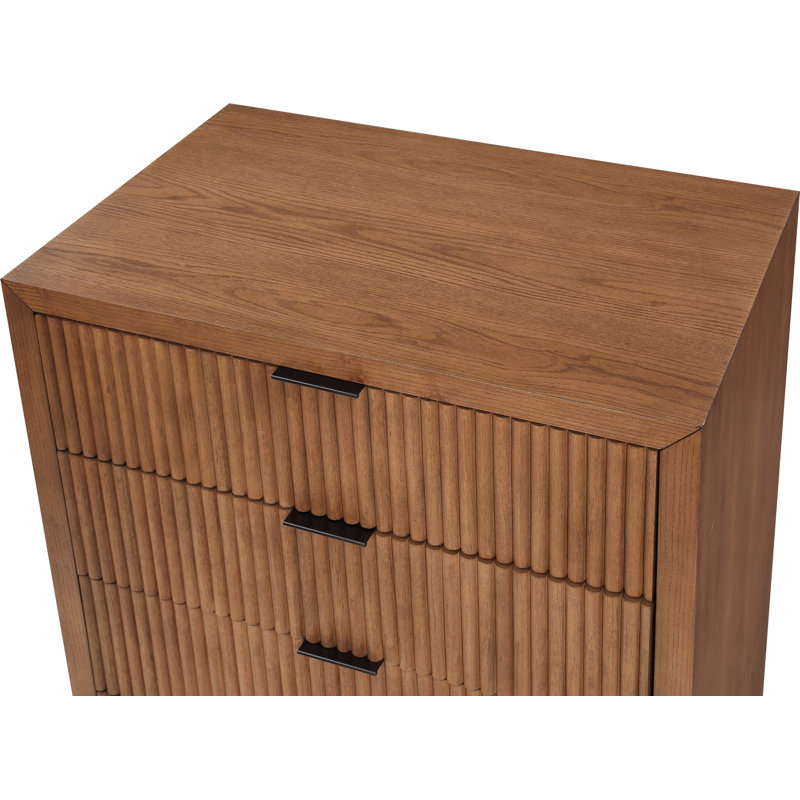 Fairfax 5 - Drawer Chest, Walnut