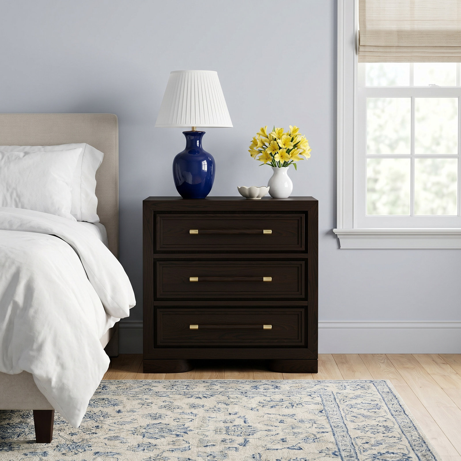 Nina 3-Drawer Oak Nightstand