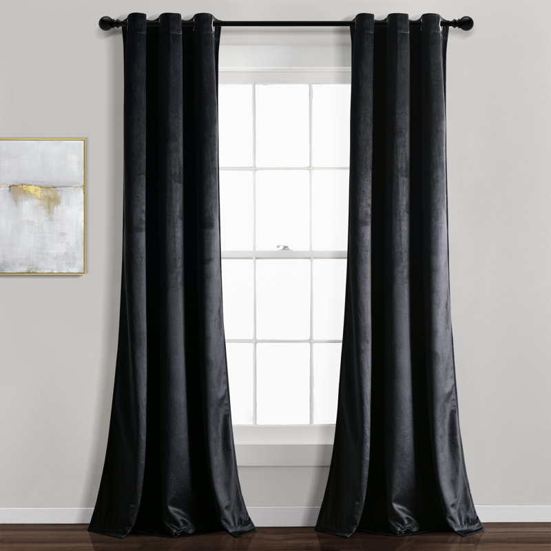 Paire de rideaux isolants Prima Velvet, l 38 po x L 84 po, Noir