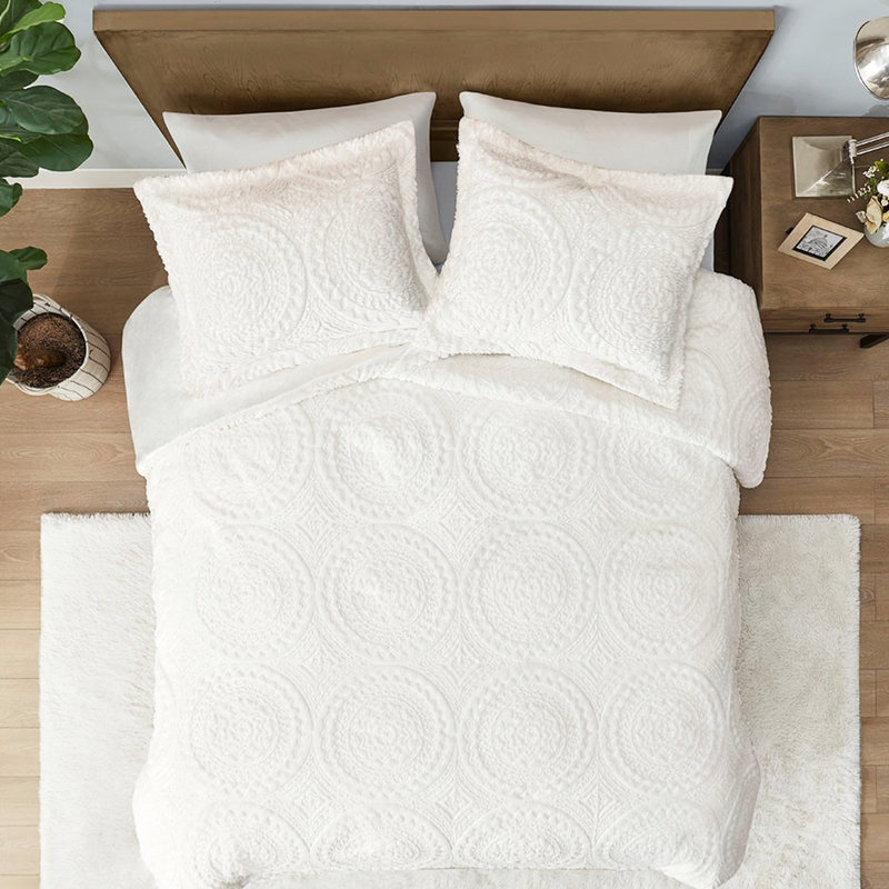 Twin Comforter With Embroidered Medallion Faux Fur, Capacity Mini Fur -
