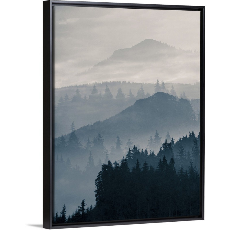 Reproduction de photo sur toile, "Blue Mountains I" par PhotoINC studio, H 18 po x l 14 po x P 1,75 po, Cadre noir