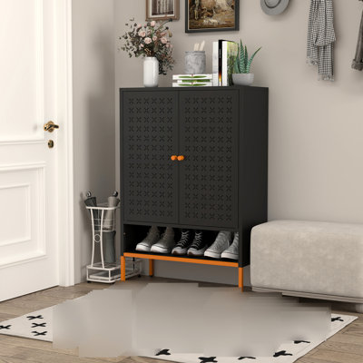Armoire à chaussures surélevée de 15 cm, portes papillon à double ouverture, 3 4 tablettes, armoire à chaussures noire autoportante moderne réglable magnétique de 32 cm avec design surélevé et portes respirantes pour la circulation de l'air