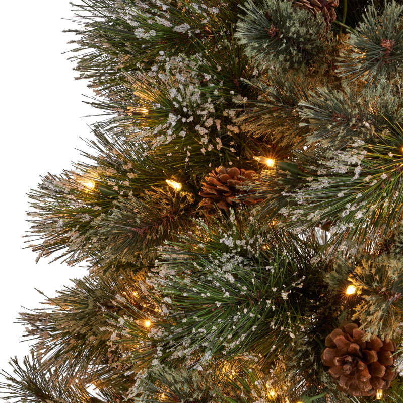 Lighted Christmas Tree, 9'