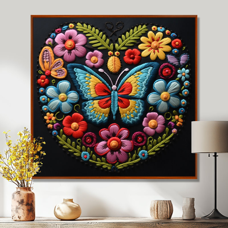 Motif floral broderie boho Papillon, Toile avec cadre brun, H 36 po x l 36 po x P 1,5 po