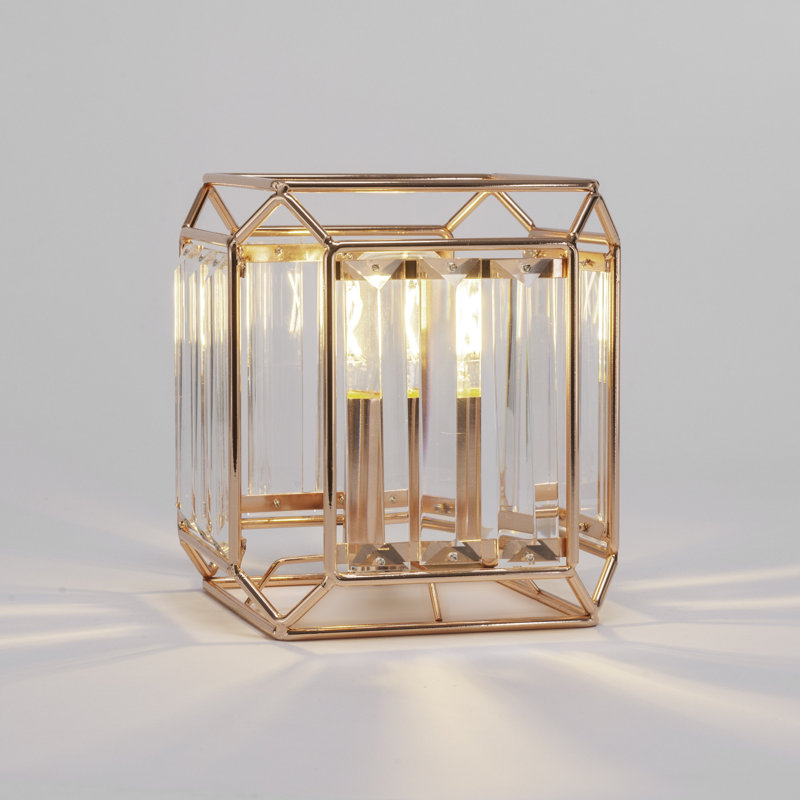 Lampe de table Fernville, H 7,25 po x l 6,75 po x P 6,75 po, Cuivre