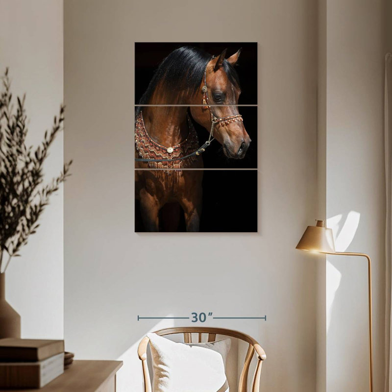 Cheval arabe décoré Brampt, H 57 po x l 36 po
