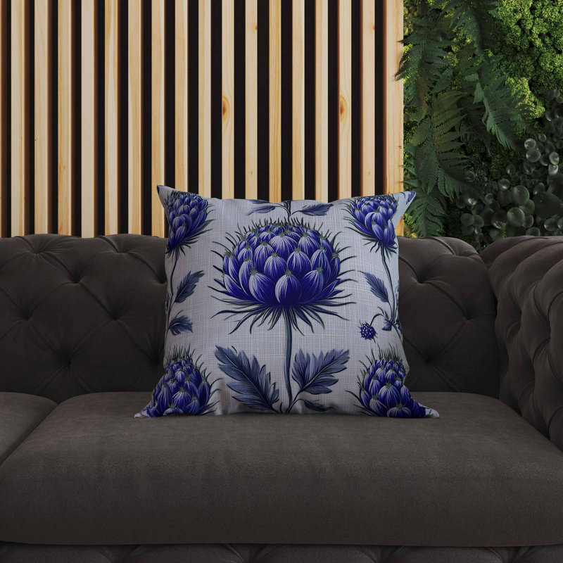 Coussin intérieur / extérieur Thistle Garden, Bleu, Carré 16 po