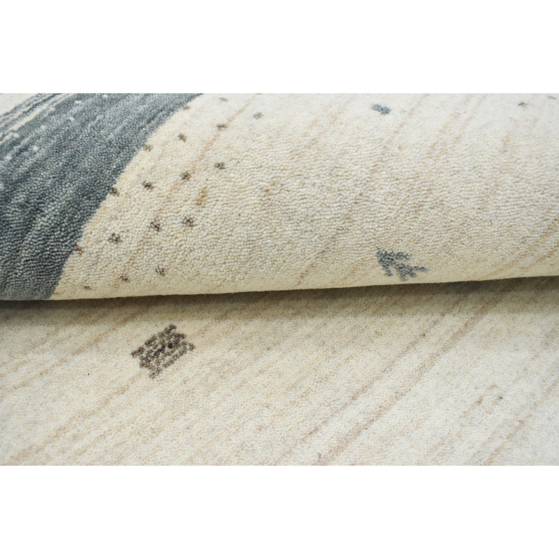 Hand Knotted Area Rug in Natural/Gray/Ivory, Rectangle 4' x 6'