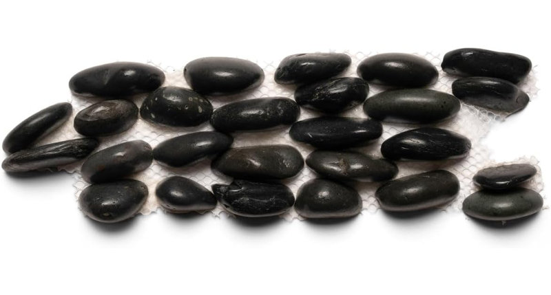 CNK Polished Black Standing Pebble Tile