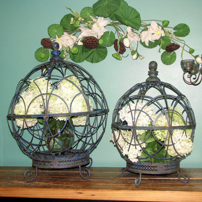 ShipStour 2 Piece Weather Resistant Iron Globe Plant Stand