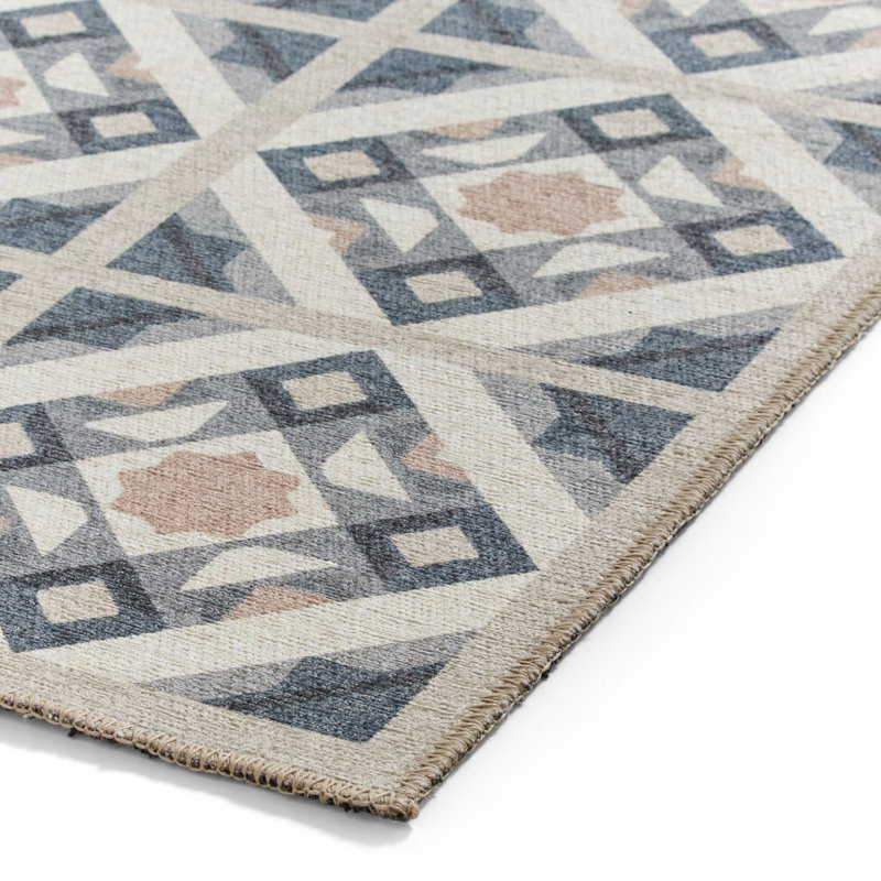 Victoria Machine Woven Area Rug, Runner 2' x 5'6"