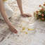 Tapis moderne délavé et délavé à la machine de couleur terre pour le salon ou la chambre à coucher-117396009