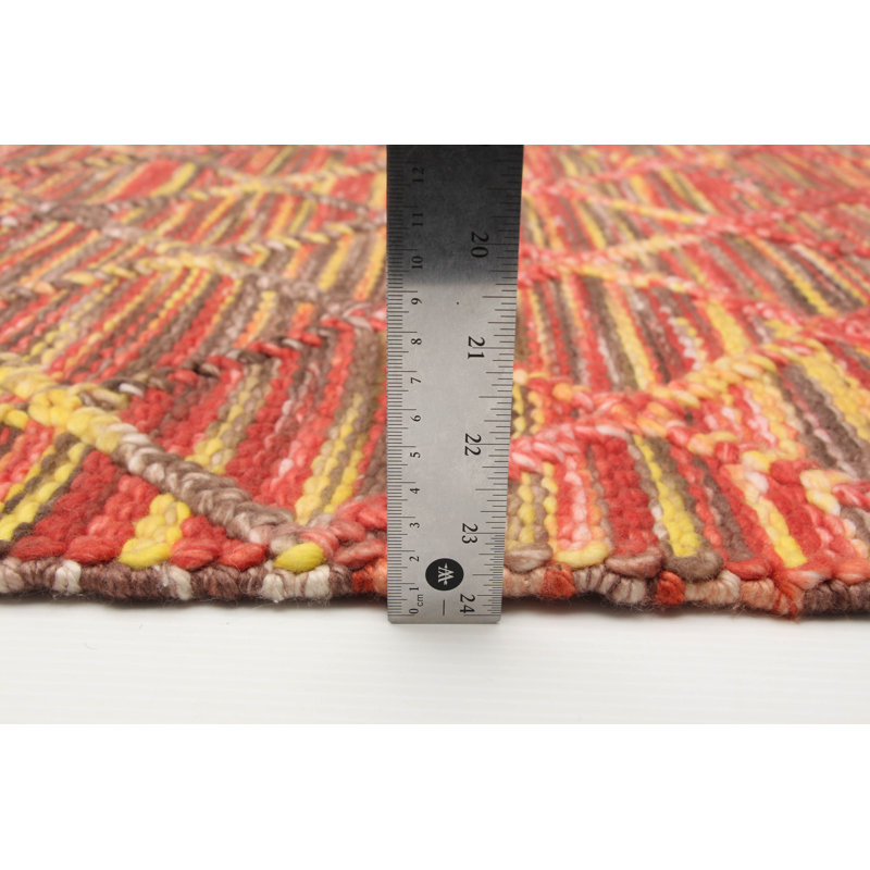 Tapis unique rectangulaire de 4 pi 11 po x 7 pi 10 po Brohel