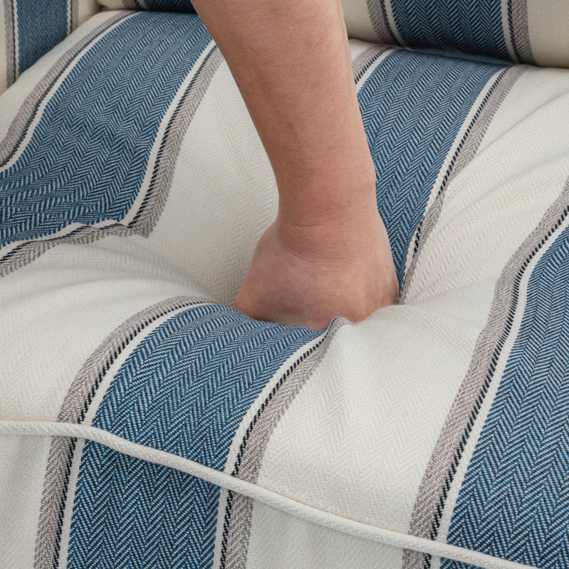 Ameiah Recliner, Navy