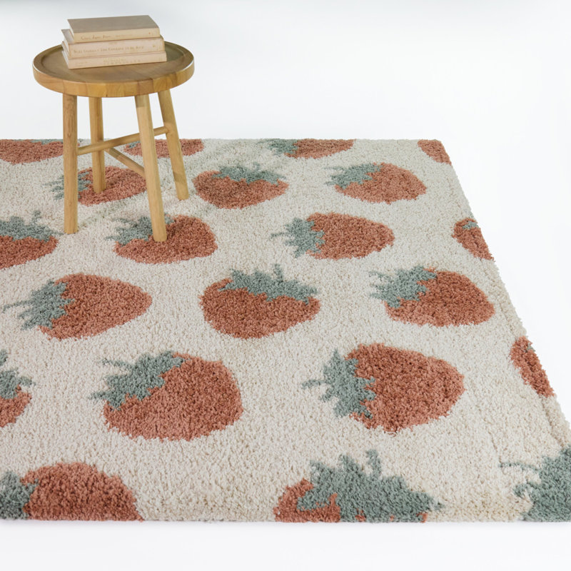 Rosa Coral/Green Kids Tossed Strawberry Area Rug, 5'3" x 7'
