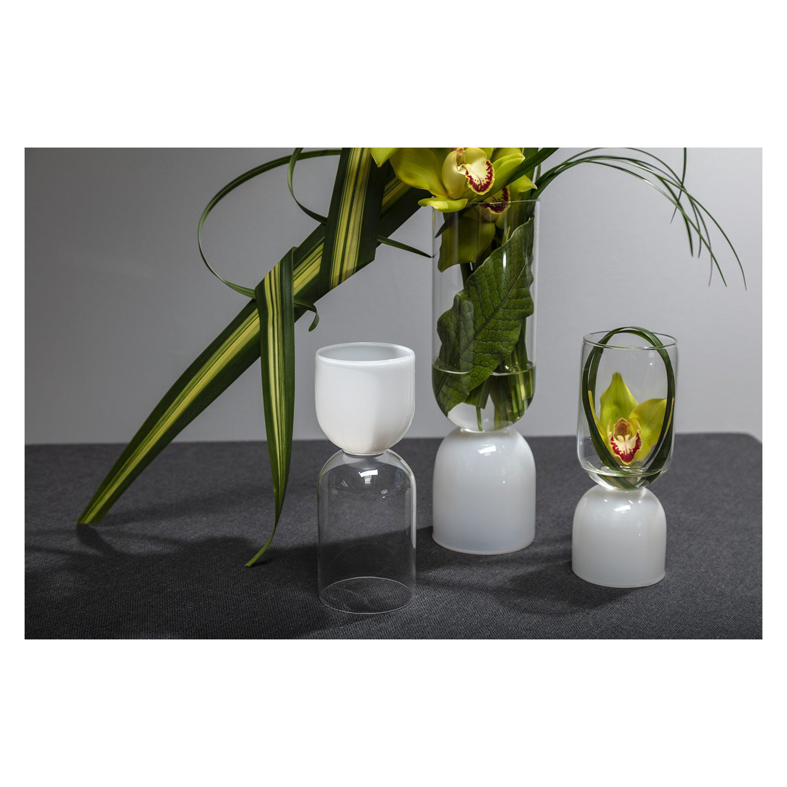 Keanu 7.5'' Handmade Glass Table Vase