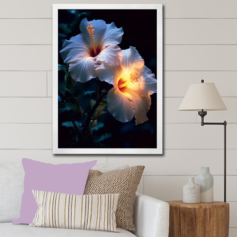 Moonlight Hibiscus Magic Light, reproduction d'art sur toile, Cadre simple blanc, H 44 po x l 34 po x P 1,5 po