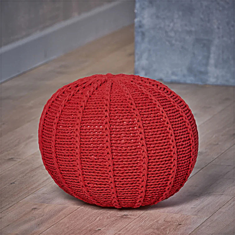KNITED POUF