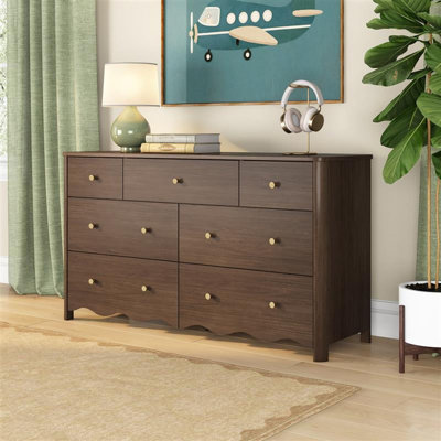 Sutton 7 Drawer Dresser, Walnut