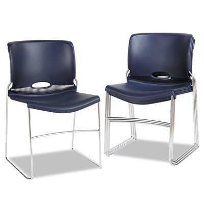 Chaise empilable haute densité sans accoudoirs Olson