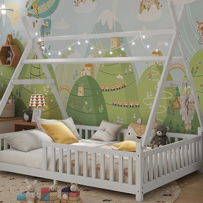Lit cabane complet avec lumière, lit cabane bas avec clôture et toit pour enfants