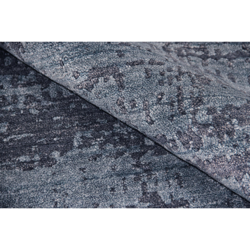 Area Rug in Dark Blue, Rectangle 8' x 10'