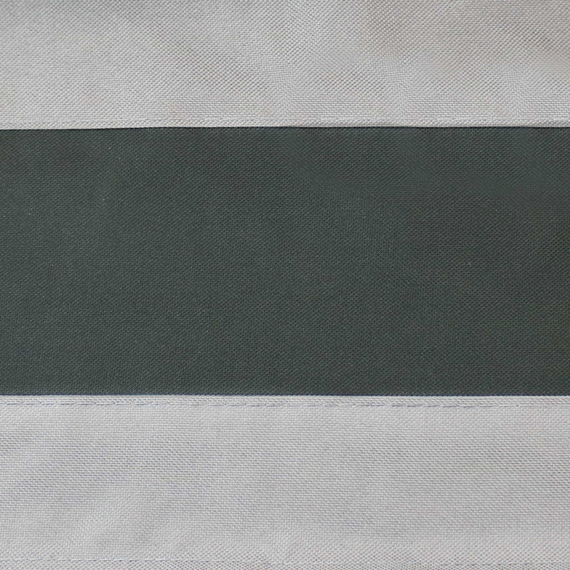 Housse de foyer d'extérieur deux tons avec fermeture à cordon Johns - 25 po x 80 po - gris / vert, Gris/vert