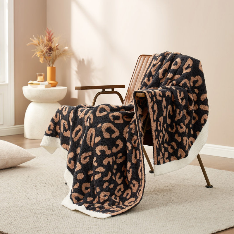 Jeté réversible Leopard, L 60 po x l 50 po, Noir