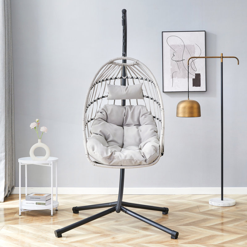Chaise suspendue en fer robuste avec tissage en osier, Blanc