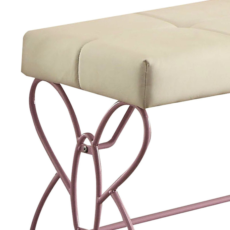 Banc de chambre à la mode en blanc et rose avec papillon