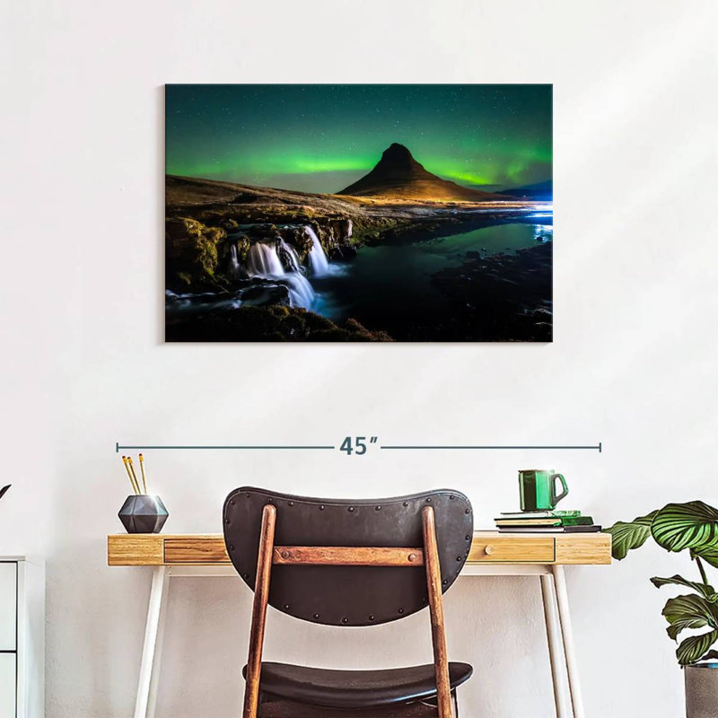 Alvord Starlit Landscape Aurora