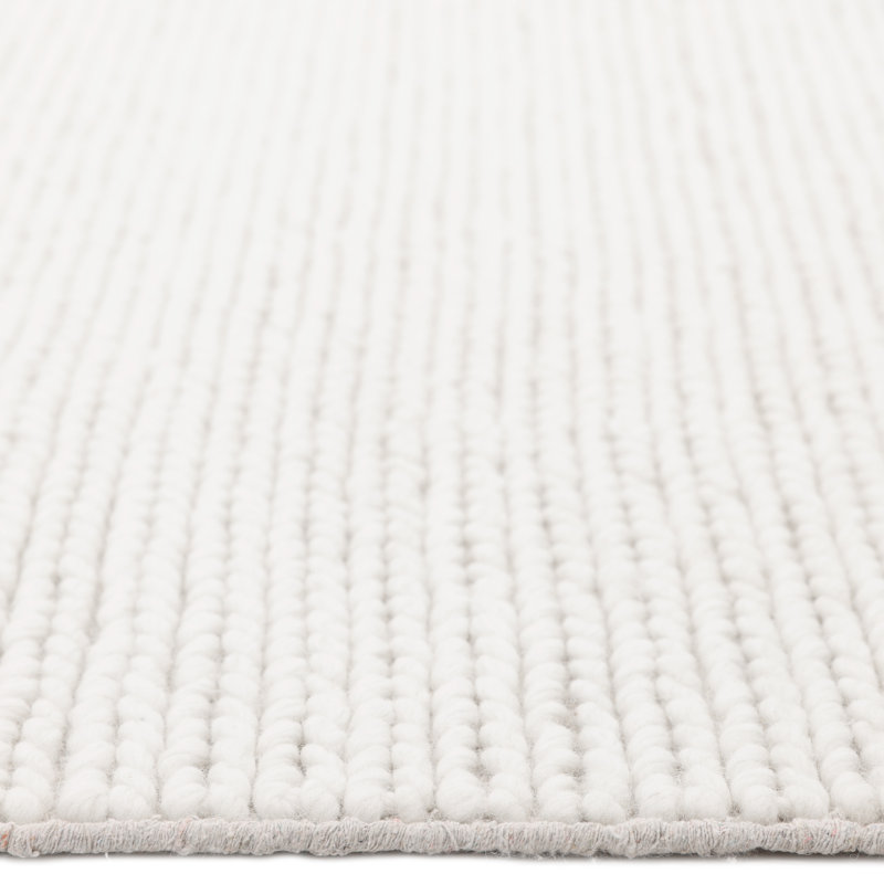 Elizabeth Area Rug in Ivory, Runner 5' x 8'