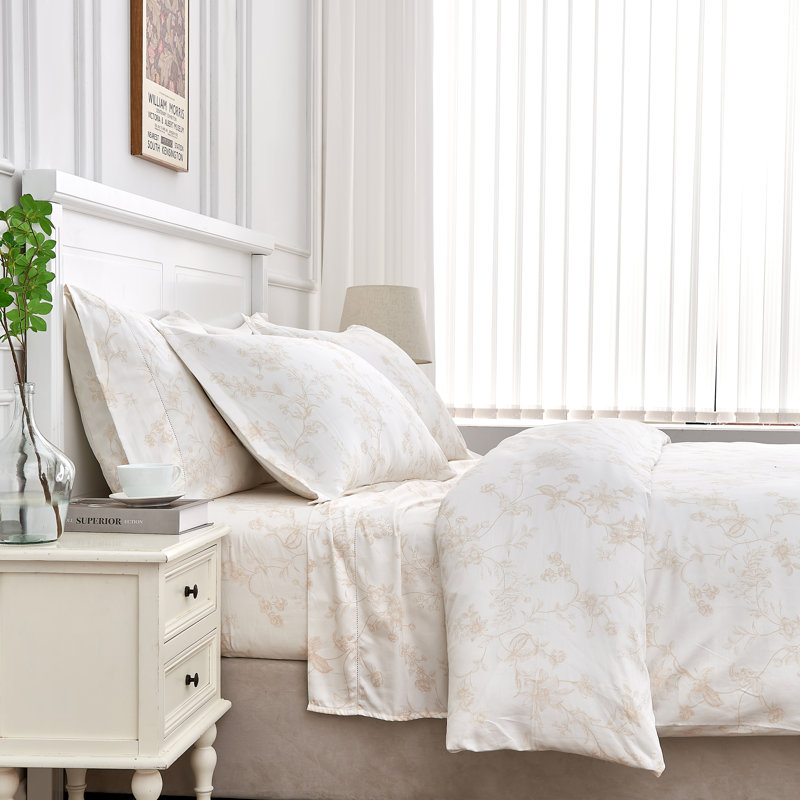 Barbet Sateen Floral Duvet Cover, King Duvet Cover + 2 King Sham, Mocha