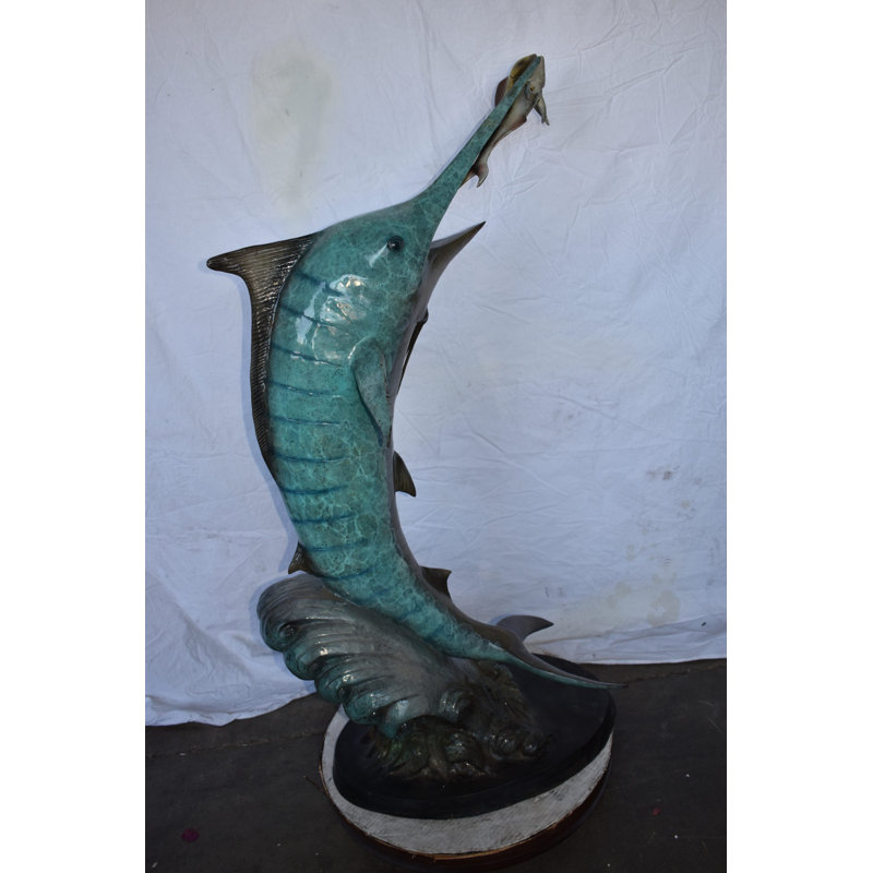 Statue en bronze Marlin poisson attrapant un petit poisson en action Taille: 28 po x 16 po x H 50 po