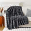 Jeté en fausse fourrure, couverture en fourrure de lapin pour lit, canapé, couverture en peluche vison super doux-113850188-119611836